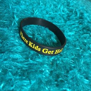 Safe Place black and yellow silicone bracelet